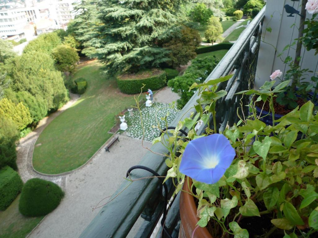 Aux Meubles Du Manoir Aparthotel Aix-les-Bains Eksteriør bilde